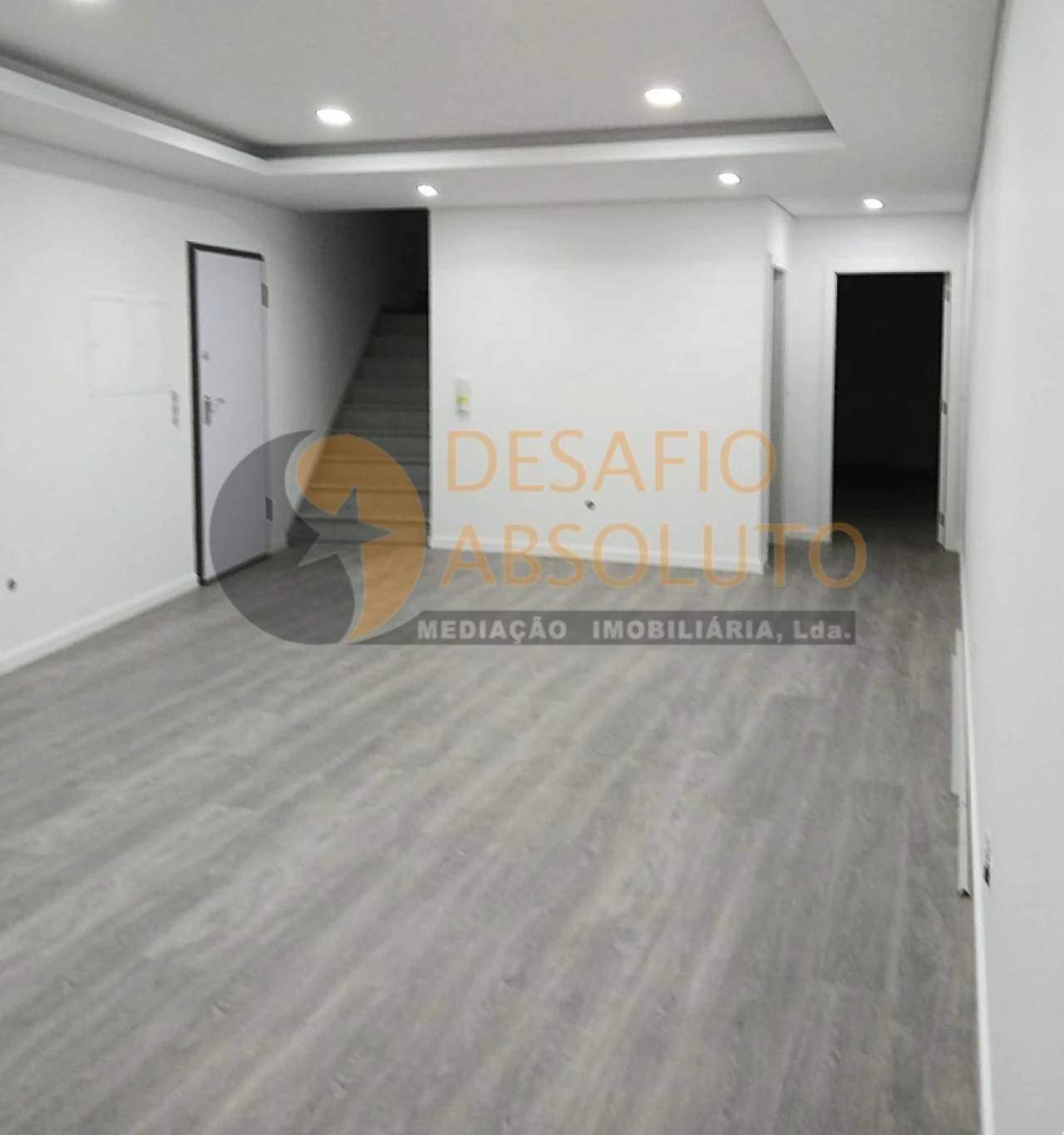 Moradia T3 para Venda em Fernao Ferro Foto 2