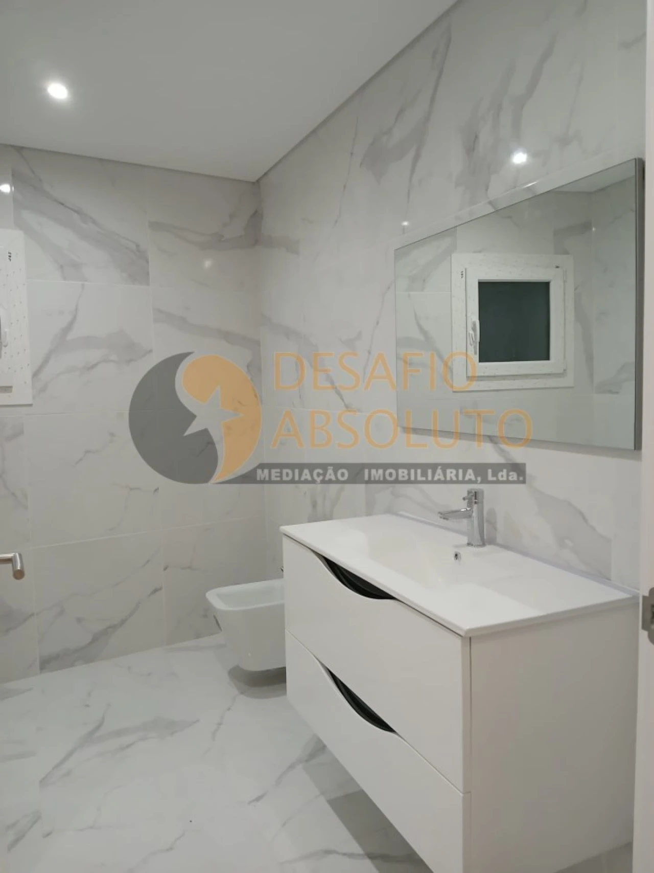 Moradia T3 para Venda em Fernao Ferro Foto 8