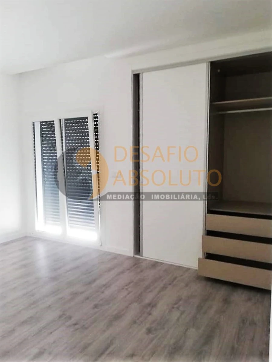 Moradia T3 para Venda em Fernao Ferro Foto 9