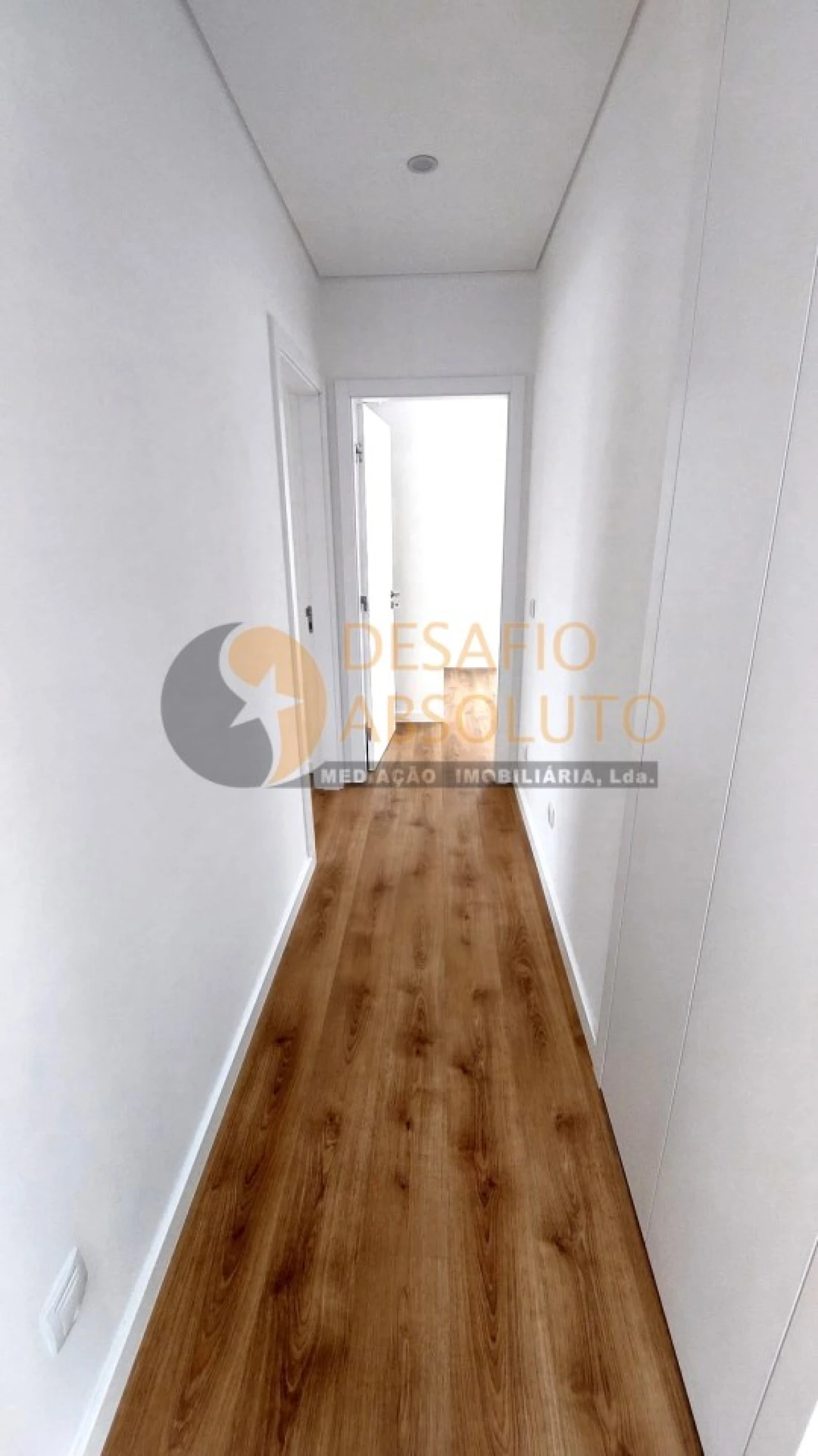 Moradia T4 para Venda em Fernao Ferro Foto 5