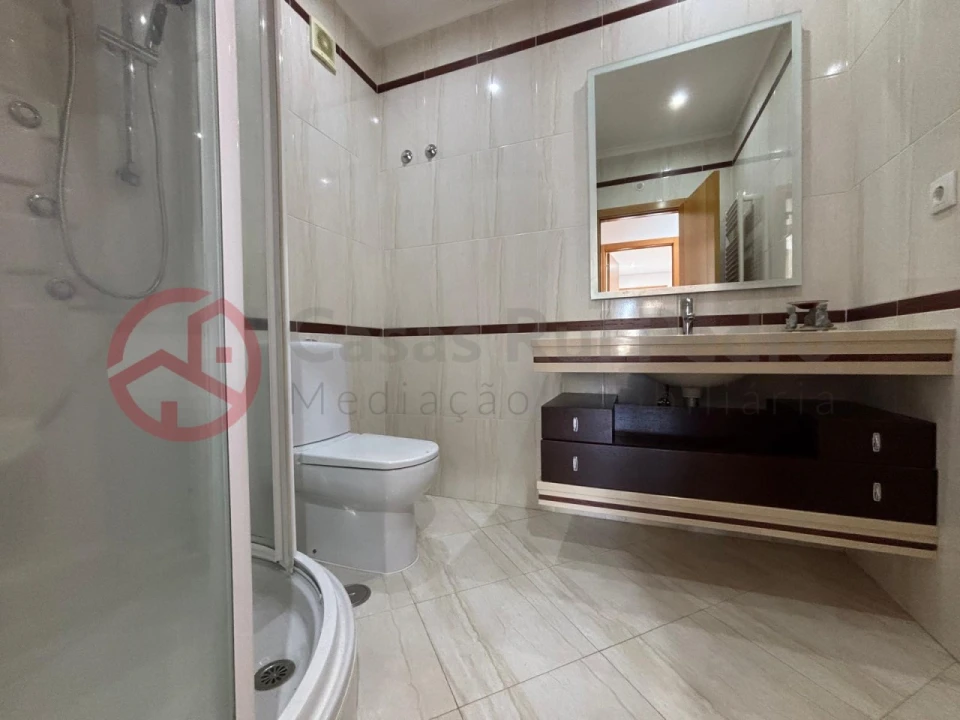 Apartamento T3 para Venda em Odivelas Foto 24