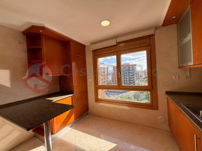 Apartamento T3 para Venda em Odivelas Foto 4