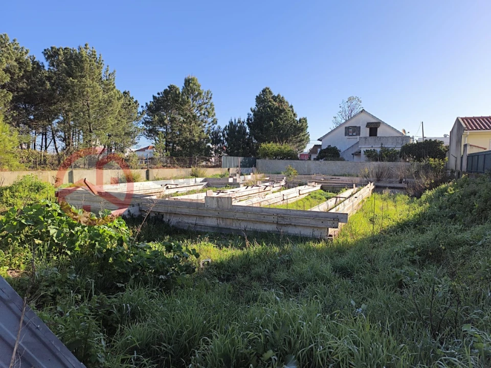 Terreno para Venda em Fernao Ferro Foto 1