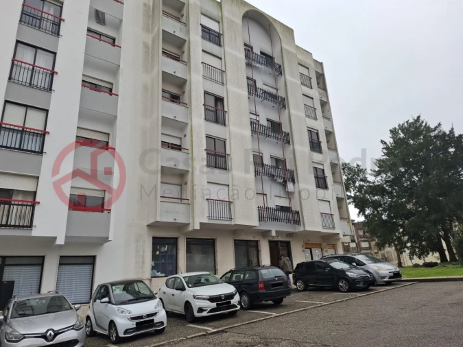 Apartamento T3 para Venda em Rio de Mouro Foto 25
