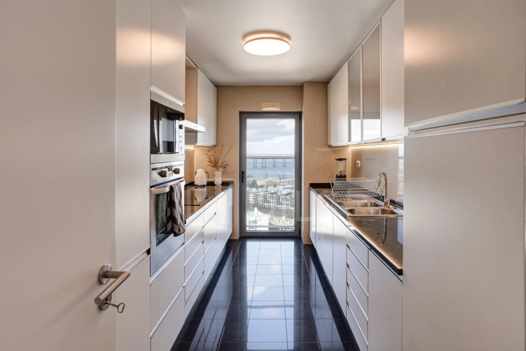 Apartamento T3 para Venda em Parque das Nações Foto 11