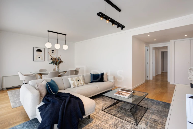 Apartamento T3 para Venda em Parque das Nações Foto 6