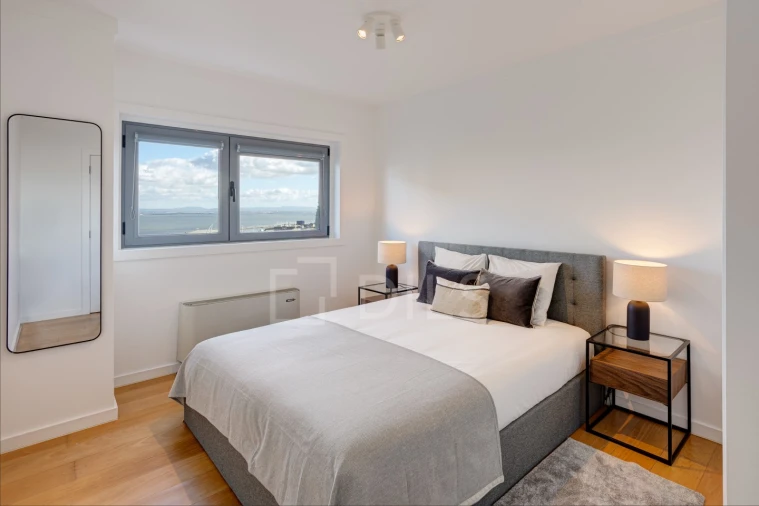 Apartamento T3 para Venda em Parque das Nações Foto 13