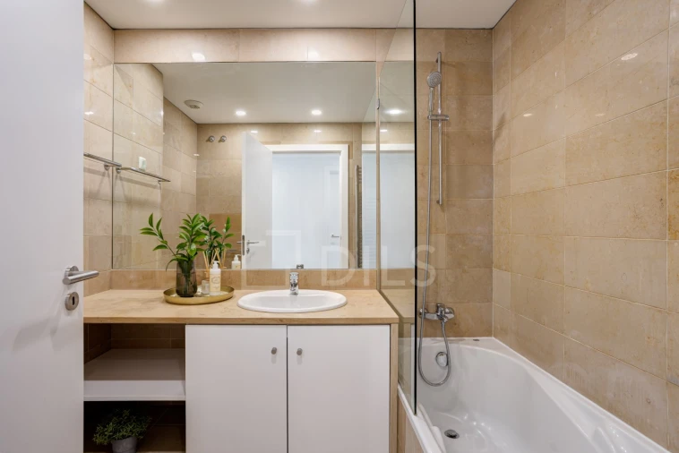 Apartamento T3 para Venda em Parque das Nações Foto 16