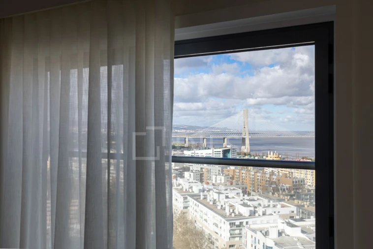 Apartamento T3 para Venda em Parque das Nações Foto 22