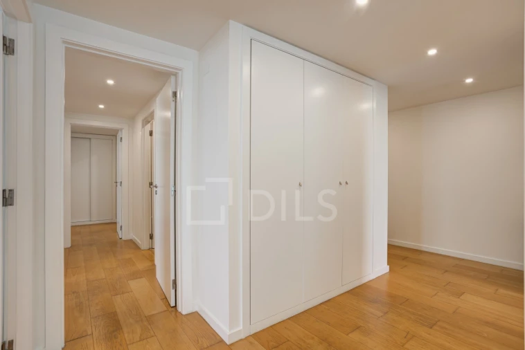 Apartamento T3 para Venda em Parque das Nações Foto 23