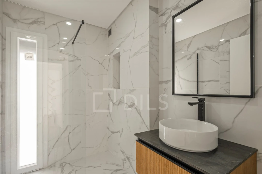 Moradia T4 para Venda em Charneca de Caparica e Sobreda Foto 30