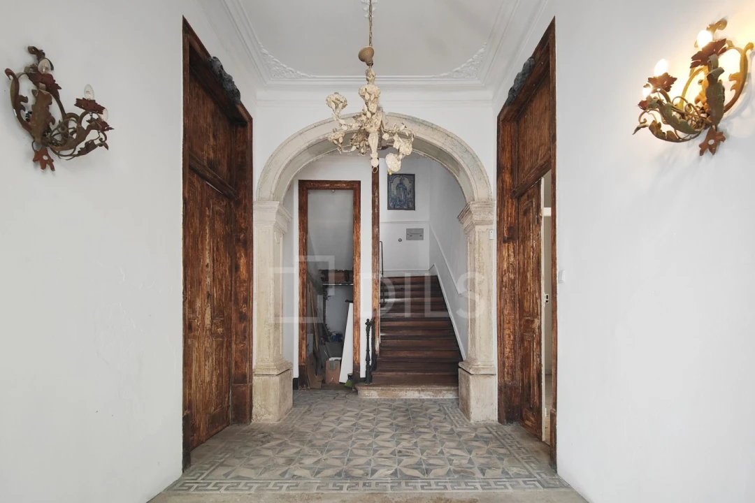 Prédio para Venda em Santa Maria Maior Foto 2