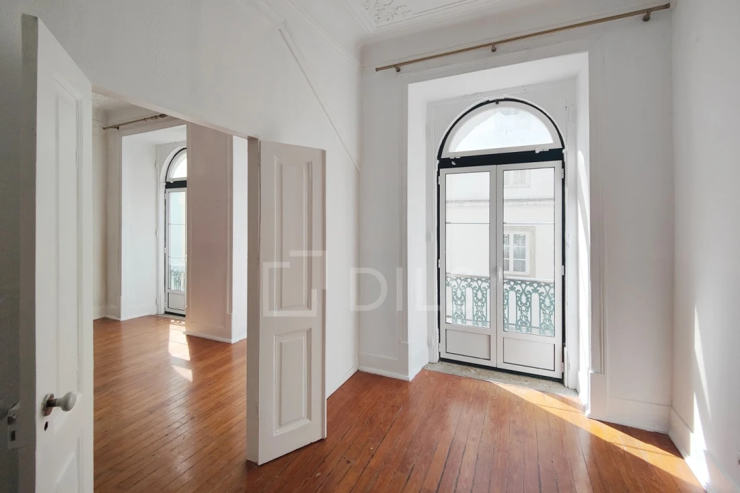 Prédio para Venda em Santa Maria Maior Foto 10