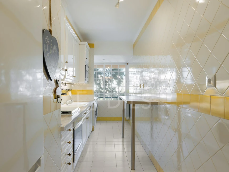 Apartamento T2 para Venda em Cascais e Estoril Foto 8