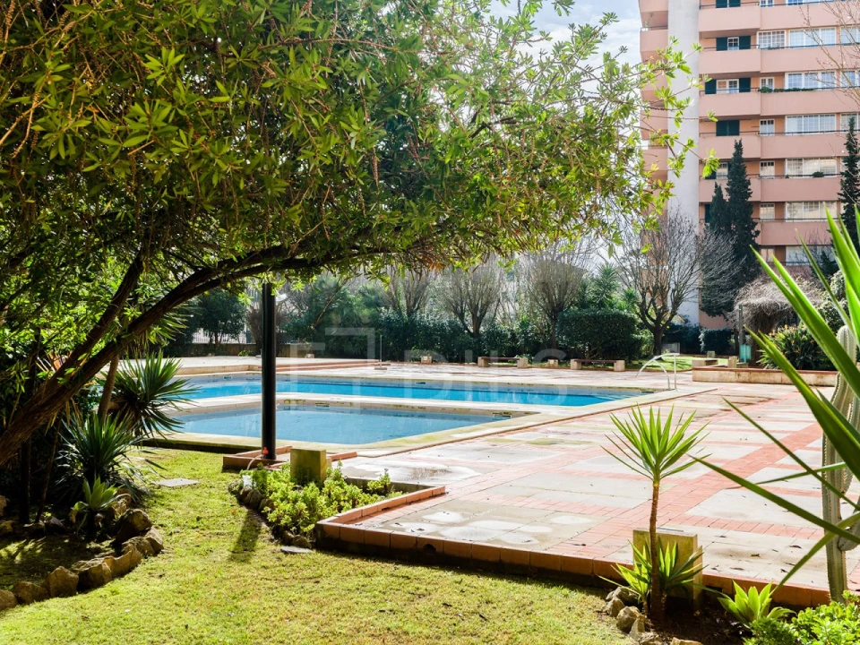 Apartamento T2 para Venda em Cascais e Estoril Foto 2