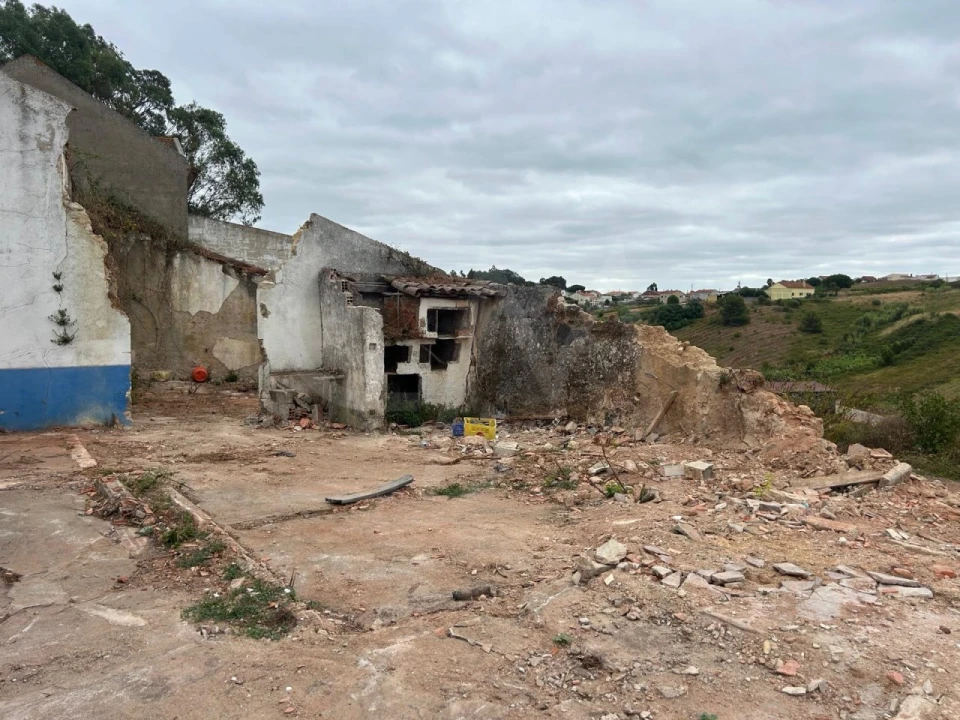 Moradia T3 para Venda em Olhalvo Foto 9