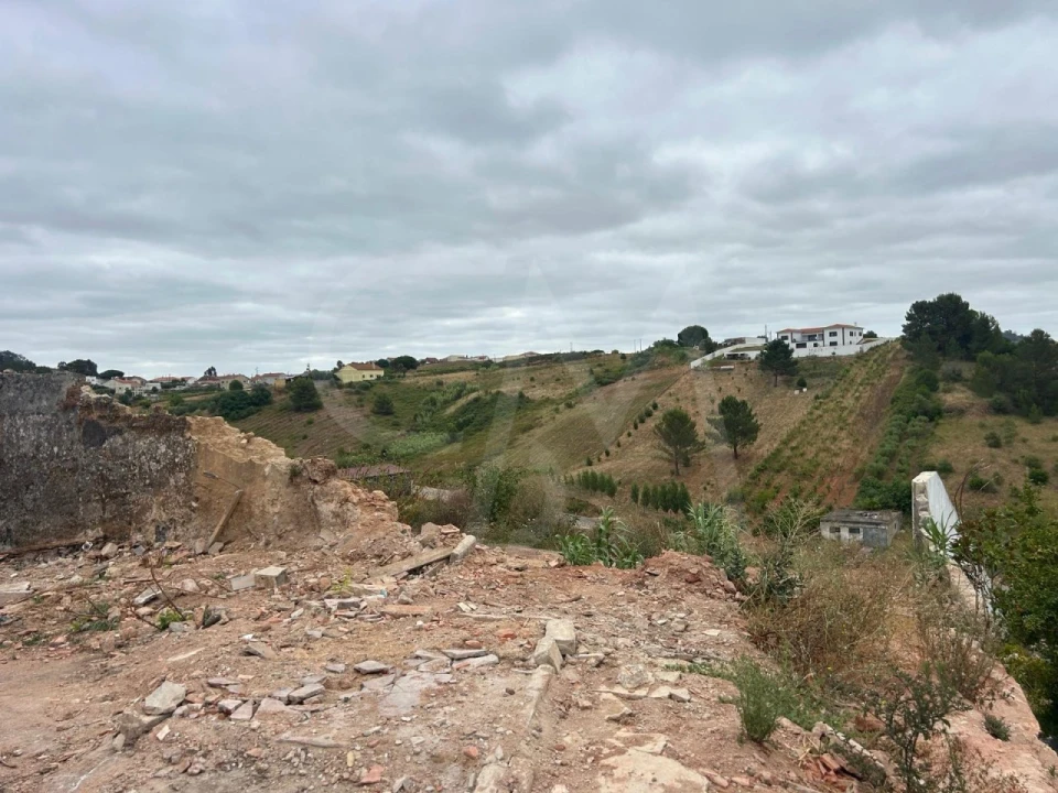 Moradia T3 para Venda em Olhalvo Foto 11