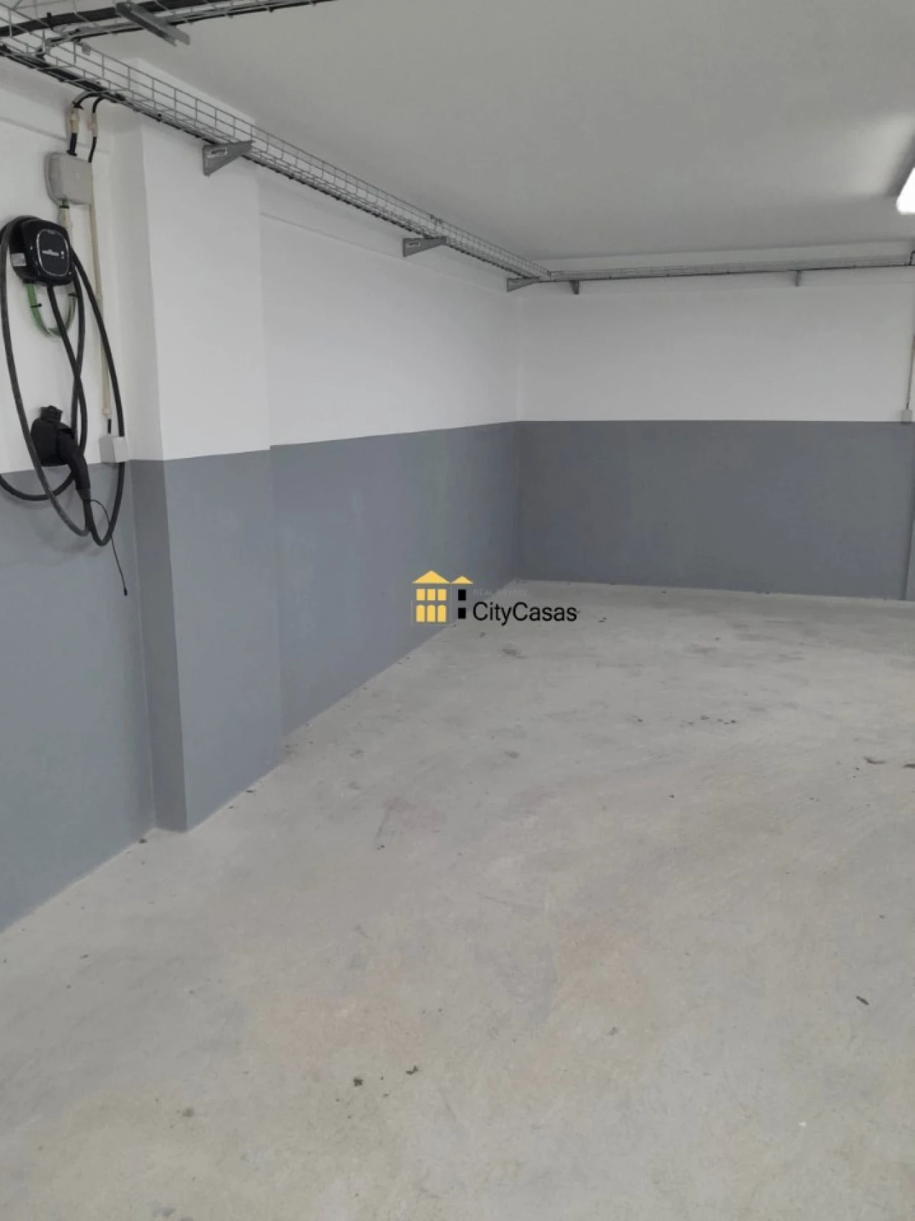 Armazém para Venda em Gondomar (São Cosme), Valbom e Jovim Foto 2