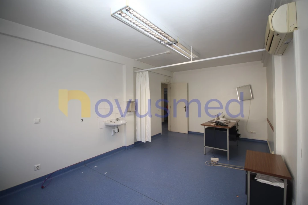 Apartamento T3 para Venda em São Bartolomeu de Messines Foto 5