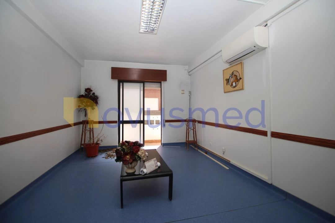 Apartamento T3 para Venda em São Bartolomeu de Messines Foto 23