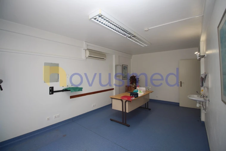 Apartamento T3 para Venda em São Bartolomeu de Messines Foto 8