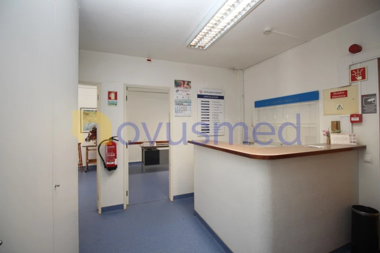 Apartamento T3 para Venda em São Bartolomeu de Messines Foto 16