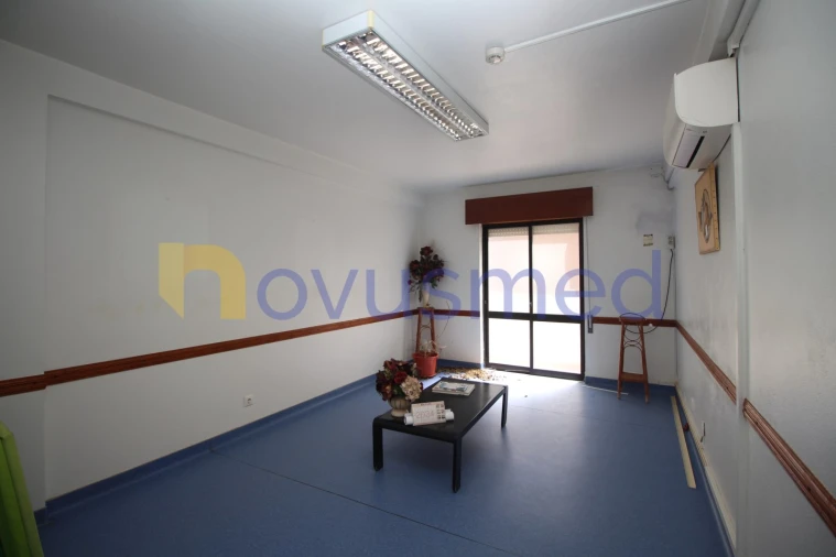 Apartamento T3 para Venda em São Bartolomeu de Messines Foto 18