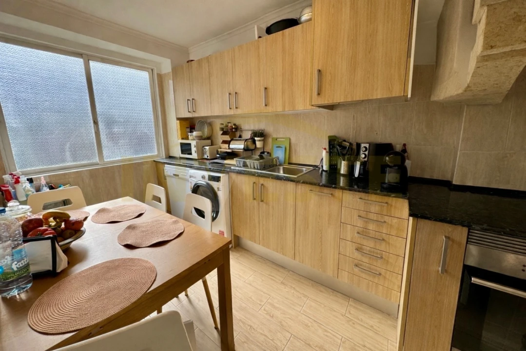 Apartamento T2 para Venda em Santa Maria e São Miguel, São Martinho, São Pedro Penaferrim Foto 20