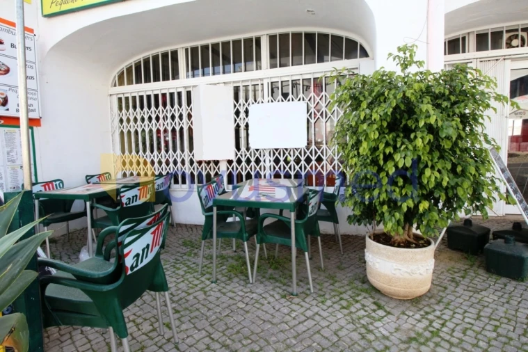 Loja para Venda em Albufeira e Olhos de Água Foto 16