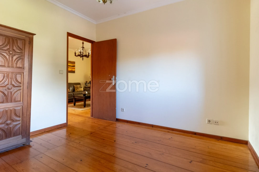 Moradia T4 para Venda em Gulpilhares e Valadares Foto 30