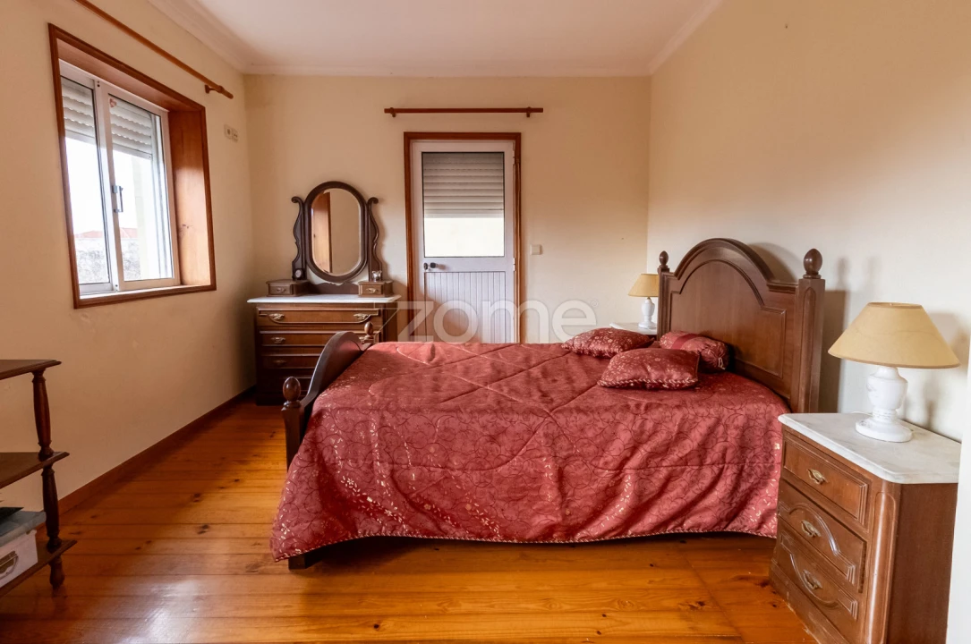 Moradia T4 para Venda em Gulpilhares e Valadares Foto 40