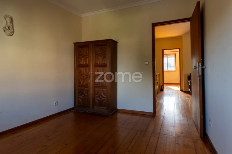 Moradia T4 para Venda em Gulpilhares e Valadares Foto 29