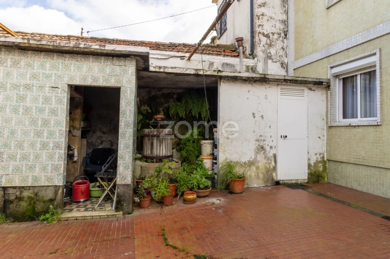 Moradia T4 para Venda em Gulpilhares e Valadares Foto 49