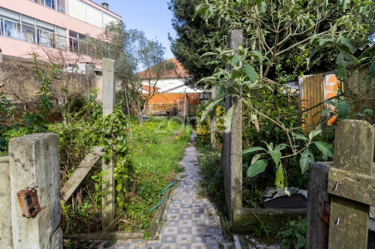 Moradia T4 para Venda em Gulpilhares e Valadares Foto 55