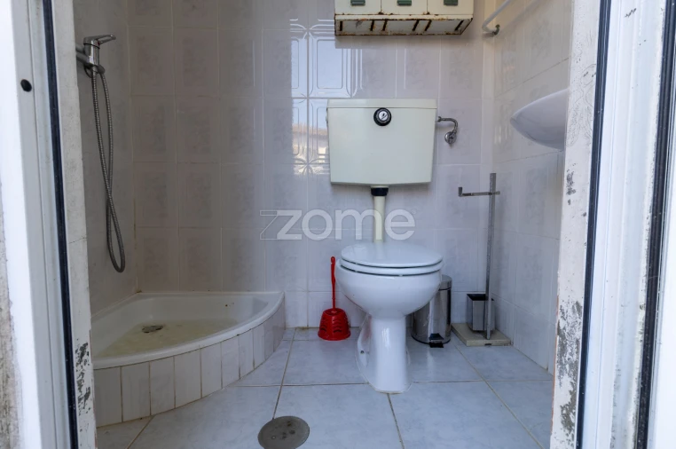 Moradia T4 para Venda em Gulpilhares e Valadares Foto 53