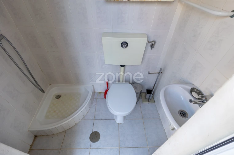 Moradia T4 para Venda em Gulpilhares e Valadares Foto 54