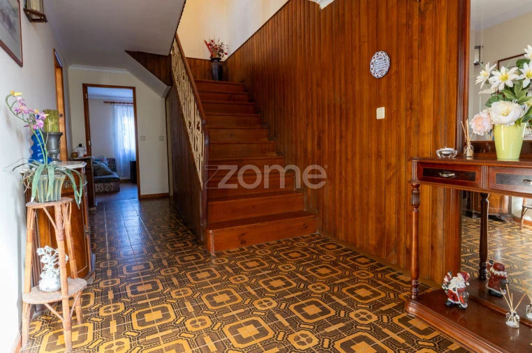 Moradia T4 para Venda em Gulpilhares e Valadares Foto 2