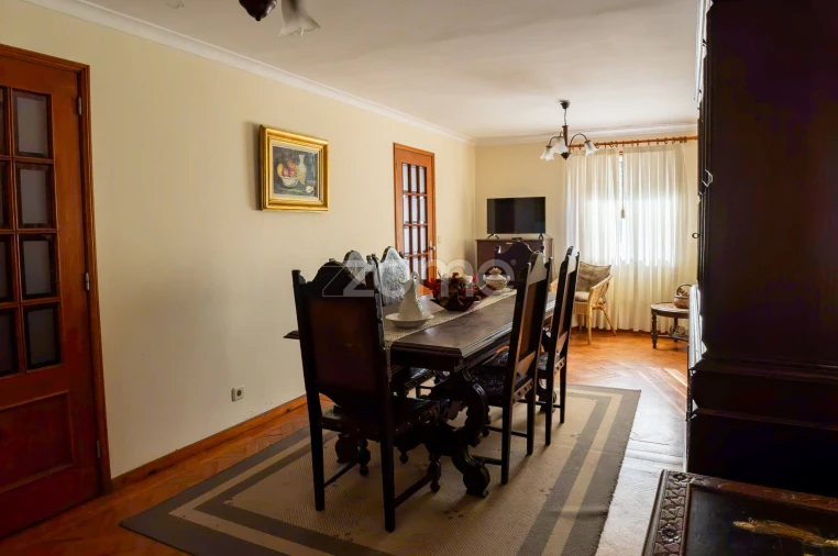 Moradia T4 para Venda em Gulpilhares e Valadares Foto 6