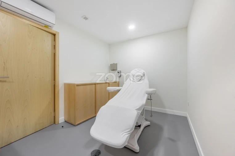 Negócio para Venda em Ramalde Foto 10