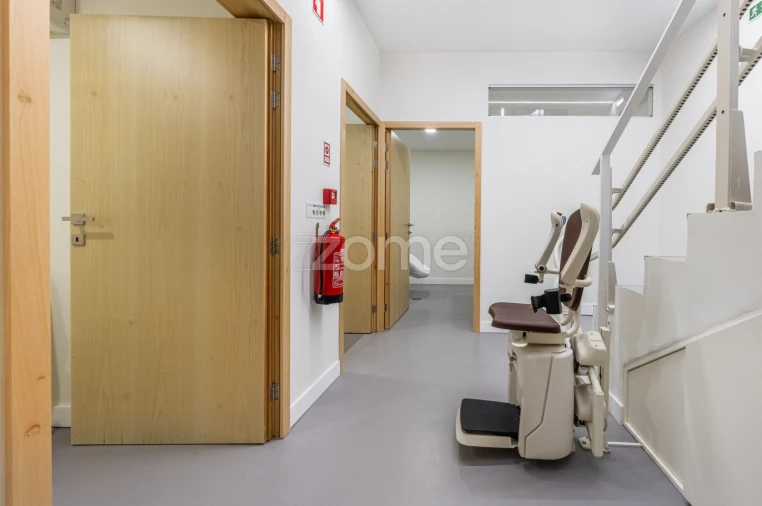 Negócio para Venda em Ramalde Foto 16