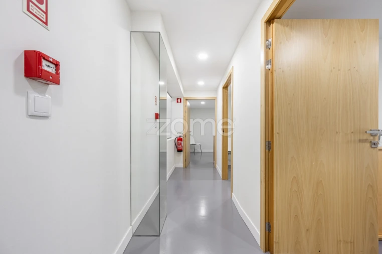 Negócio para Venda em Ramalde Foto 18