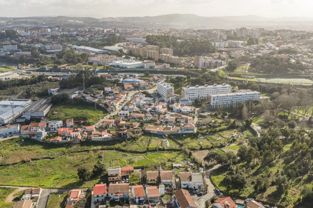 Moradia T3 para Venda em Pedrouços Foto 15