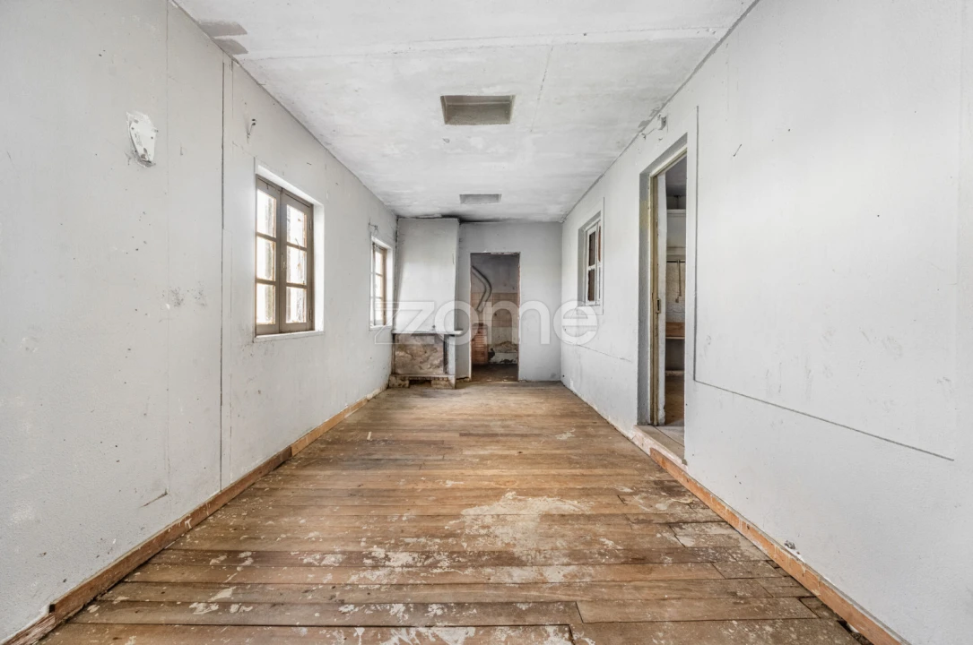 Moradia T3 para Venda em Pedrouços Foto 4