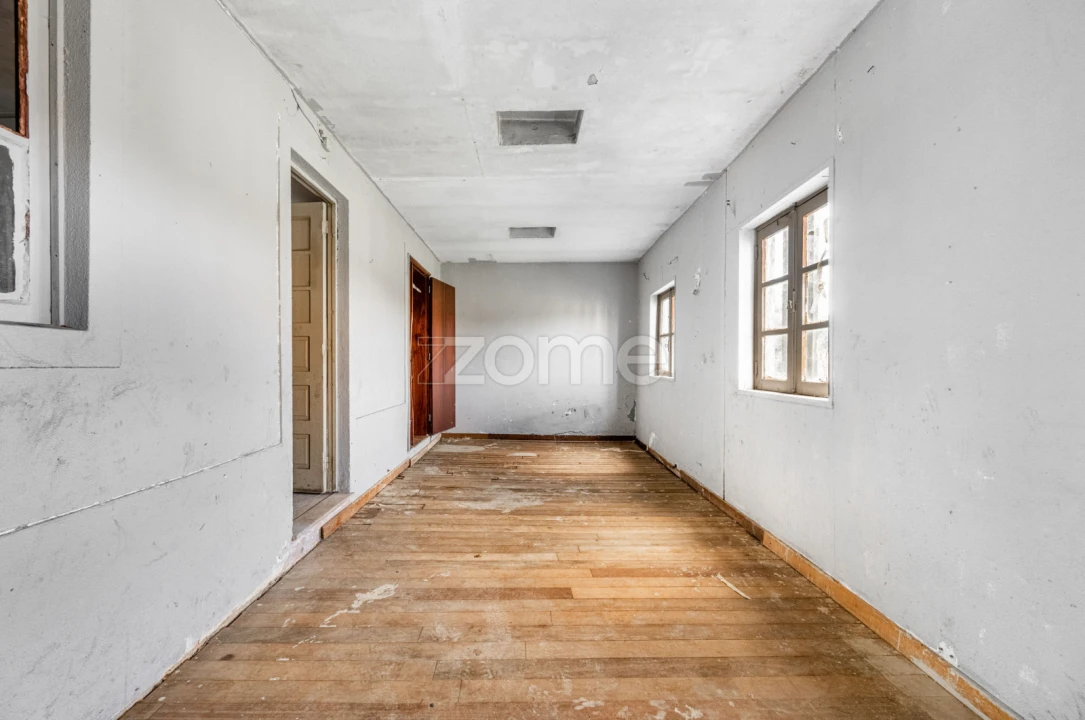 Moradia T3 para Venda em Pedrouços Foto 1