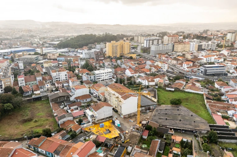 Apartamento T1 para Venda em Pedrouços Foto 11