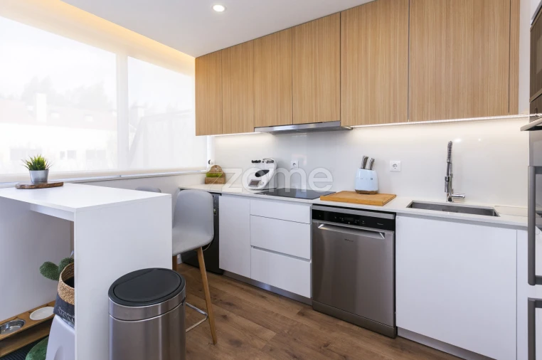 Apartamento T3 para Venda em Gulpilhares e Valadares Foto 9