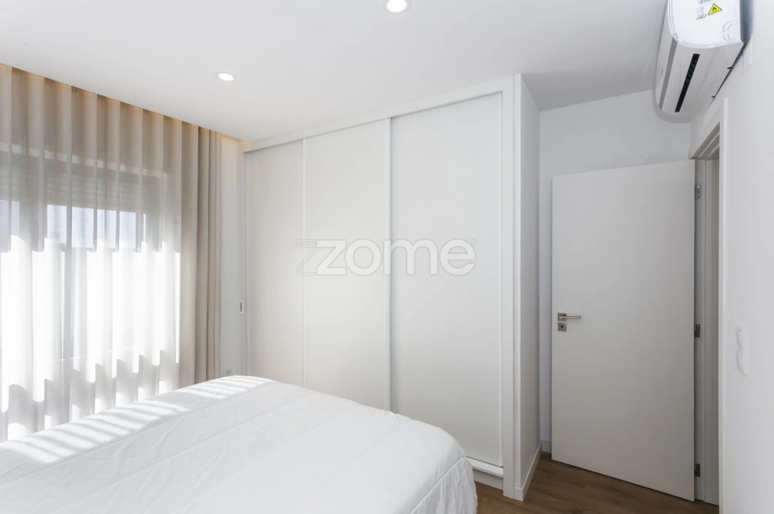 Apartamento T3 para Venda em Gulpilhares e Valadares Foto 32