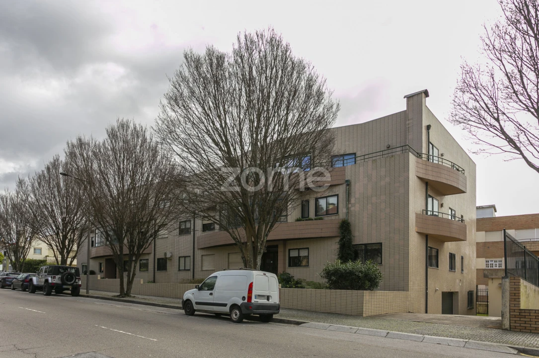 Apartamento T3 para Venda em Gulpilhares e Valadares Foto 1