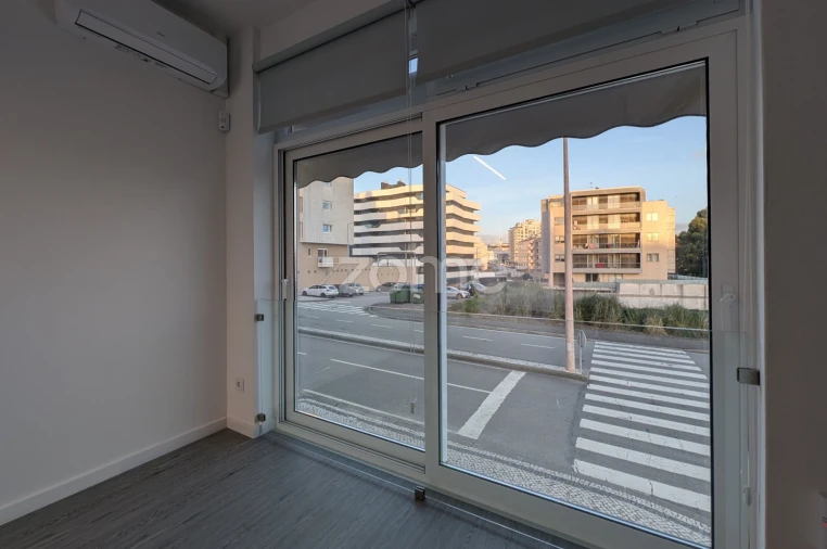 Apartamento T1 para Arrendamento em São João da Madeira Foto 7