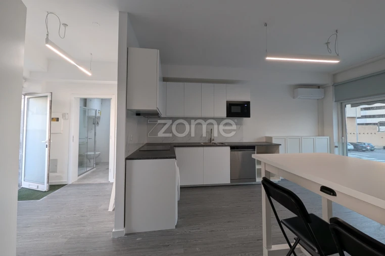 Apartamento T1 para Arrendamento em São João da Madeira Foto 8